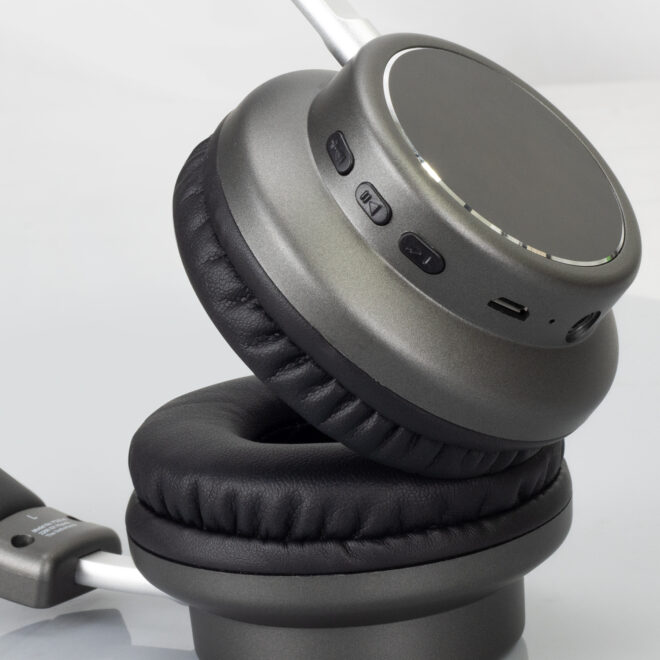 Swiss peak wireless discount headphones