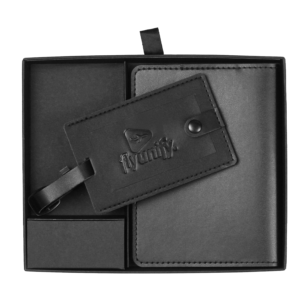 Pineapple Leather Travel Gift Set