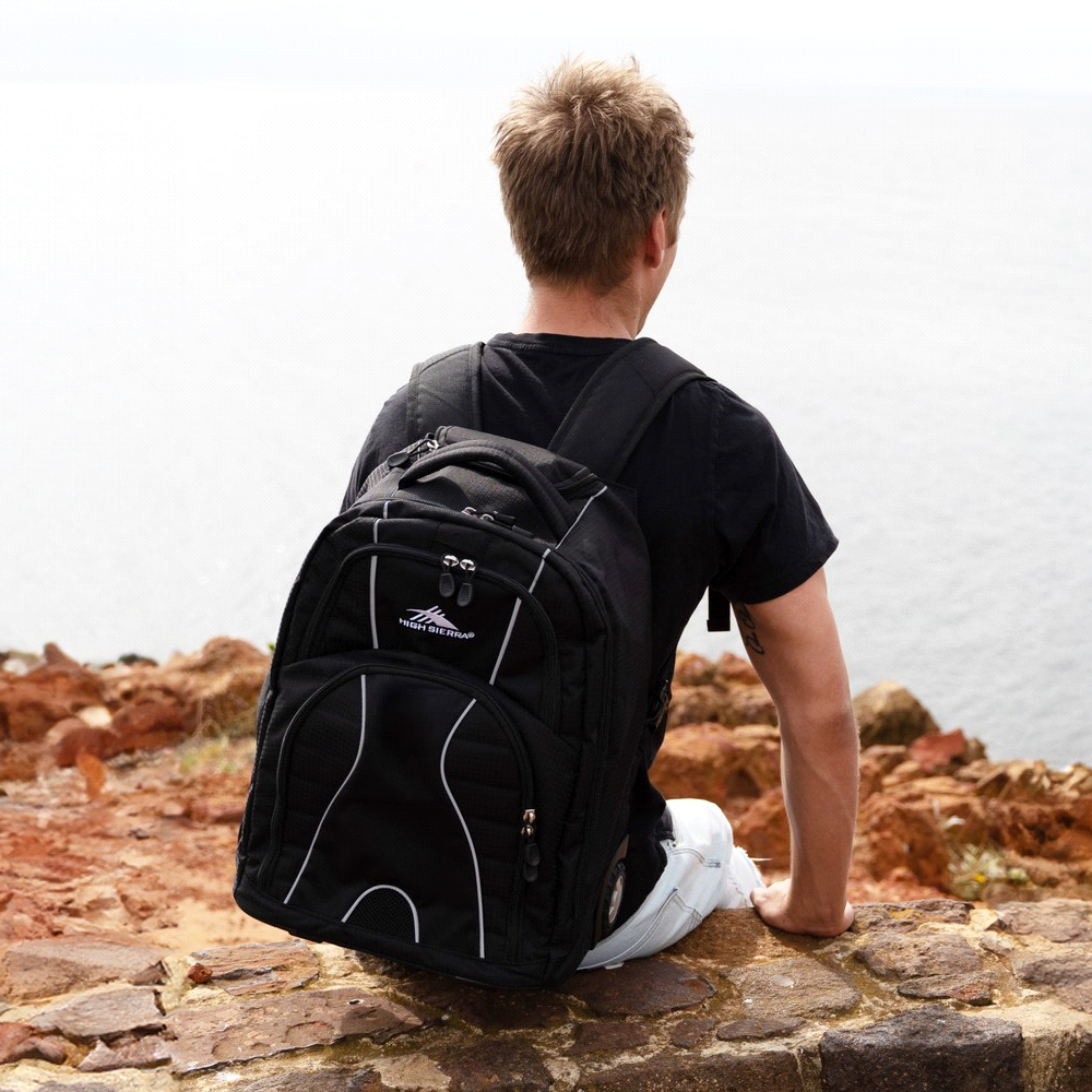 High Sierra Swerve 17″ 38L Backpack