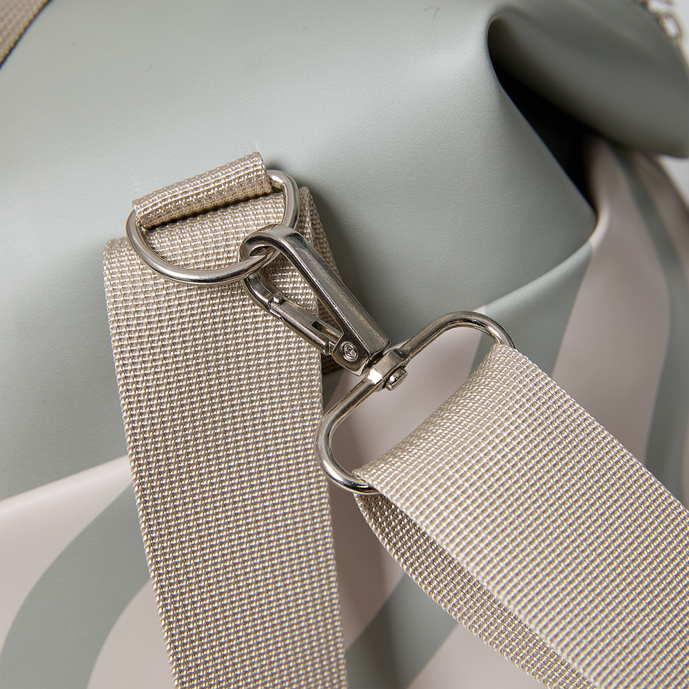 OFF-ECCB-2026-9 Luxe Cooler Carry Bag