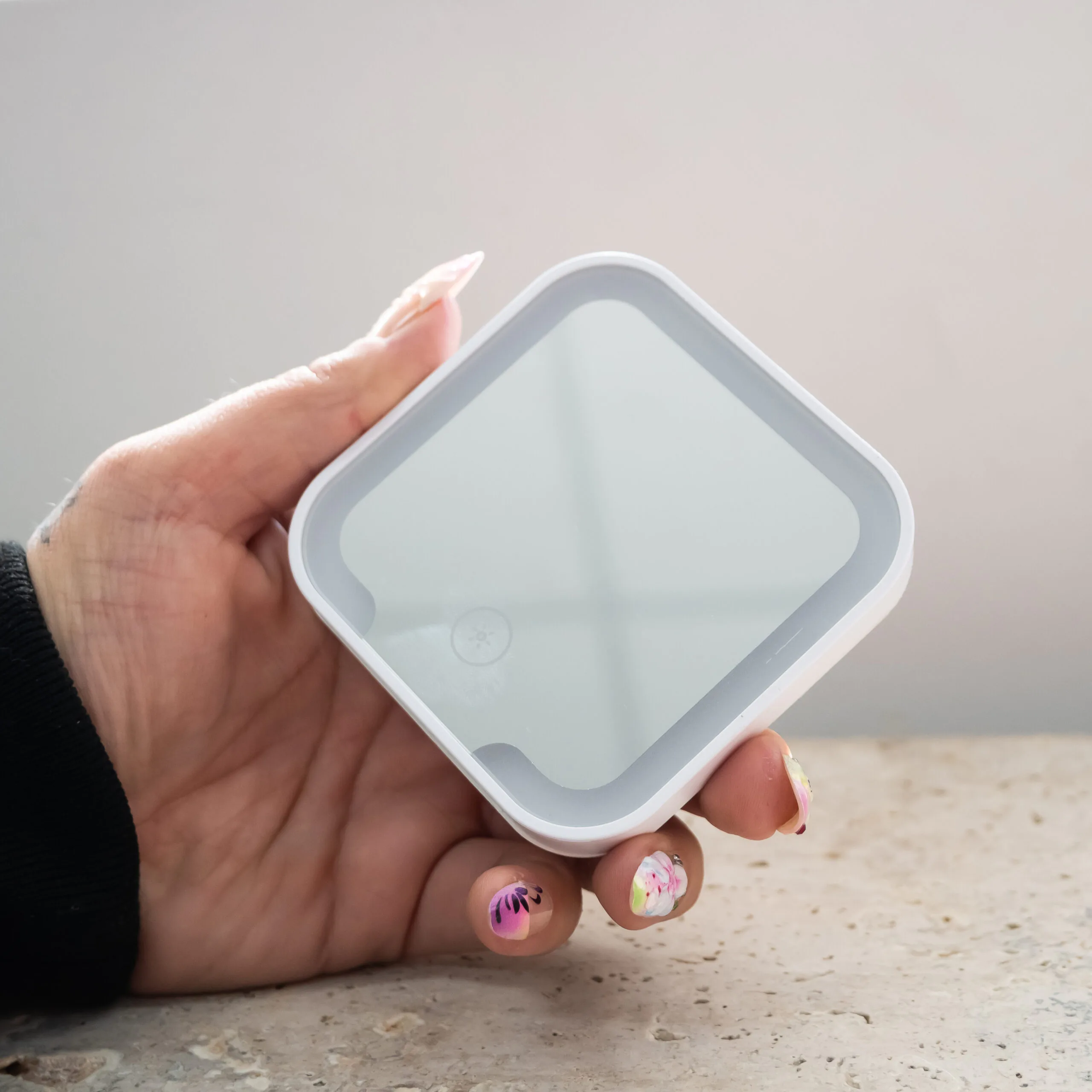 Glow Compact Mirror with LED