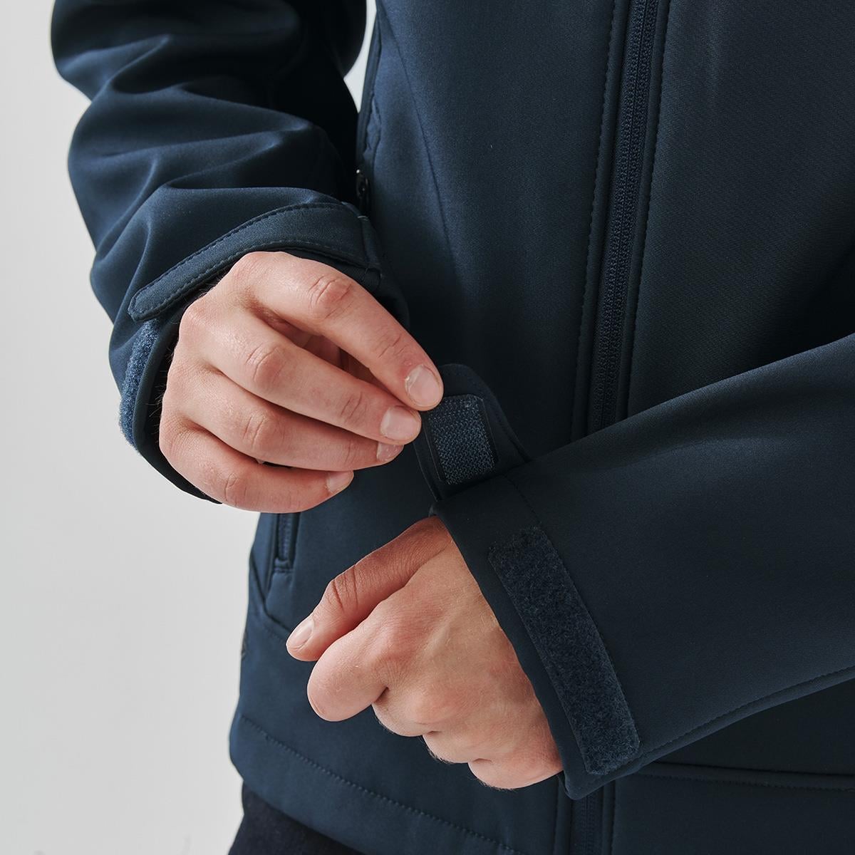 Women’s Aleutian Softshell Jacket