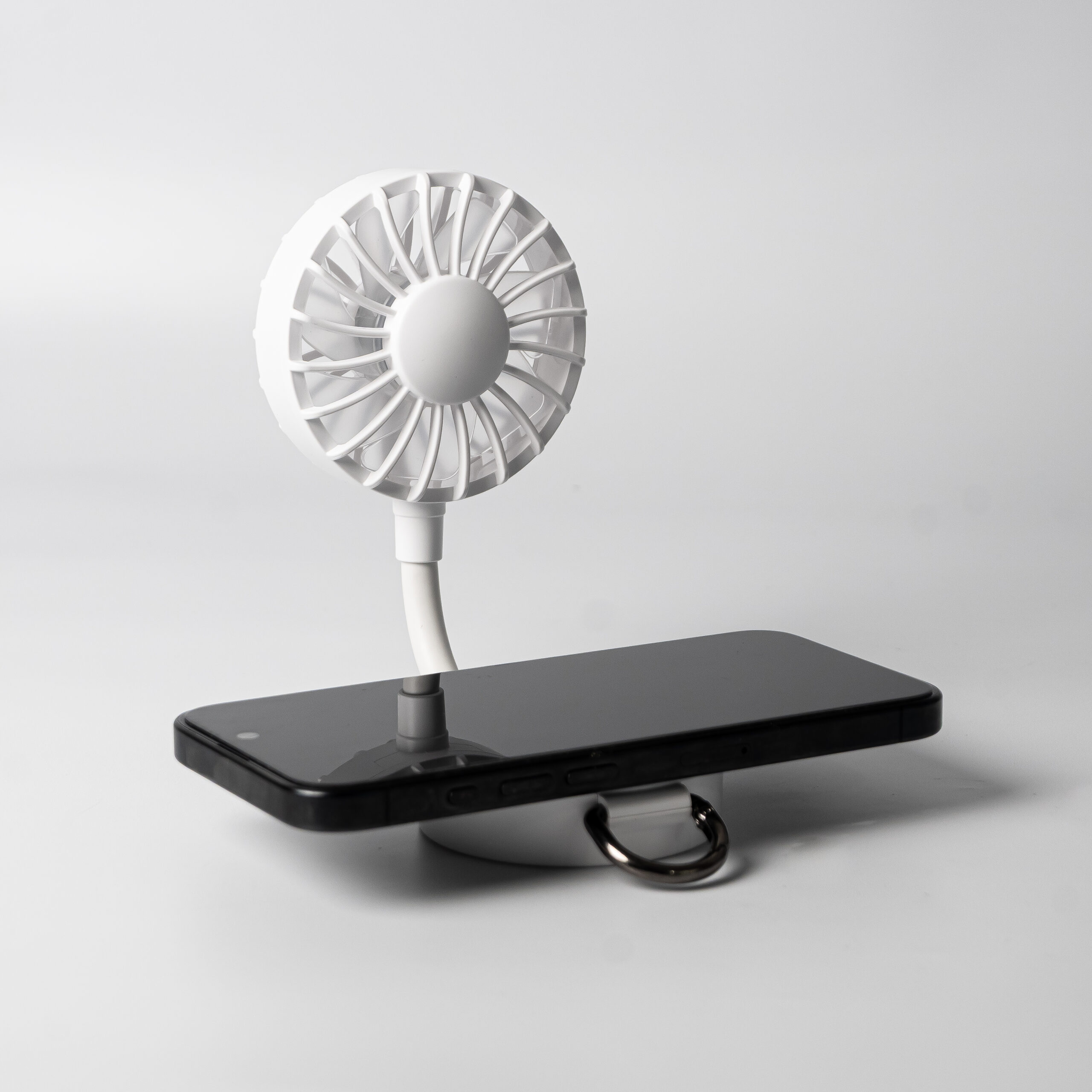 Magnetic 900mAh Type C Rechargeable Fan