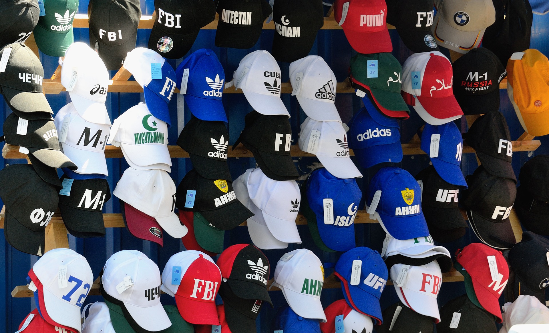 Ultimate Buyer’s Guide To Branded Caps For 2022