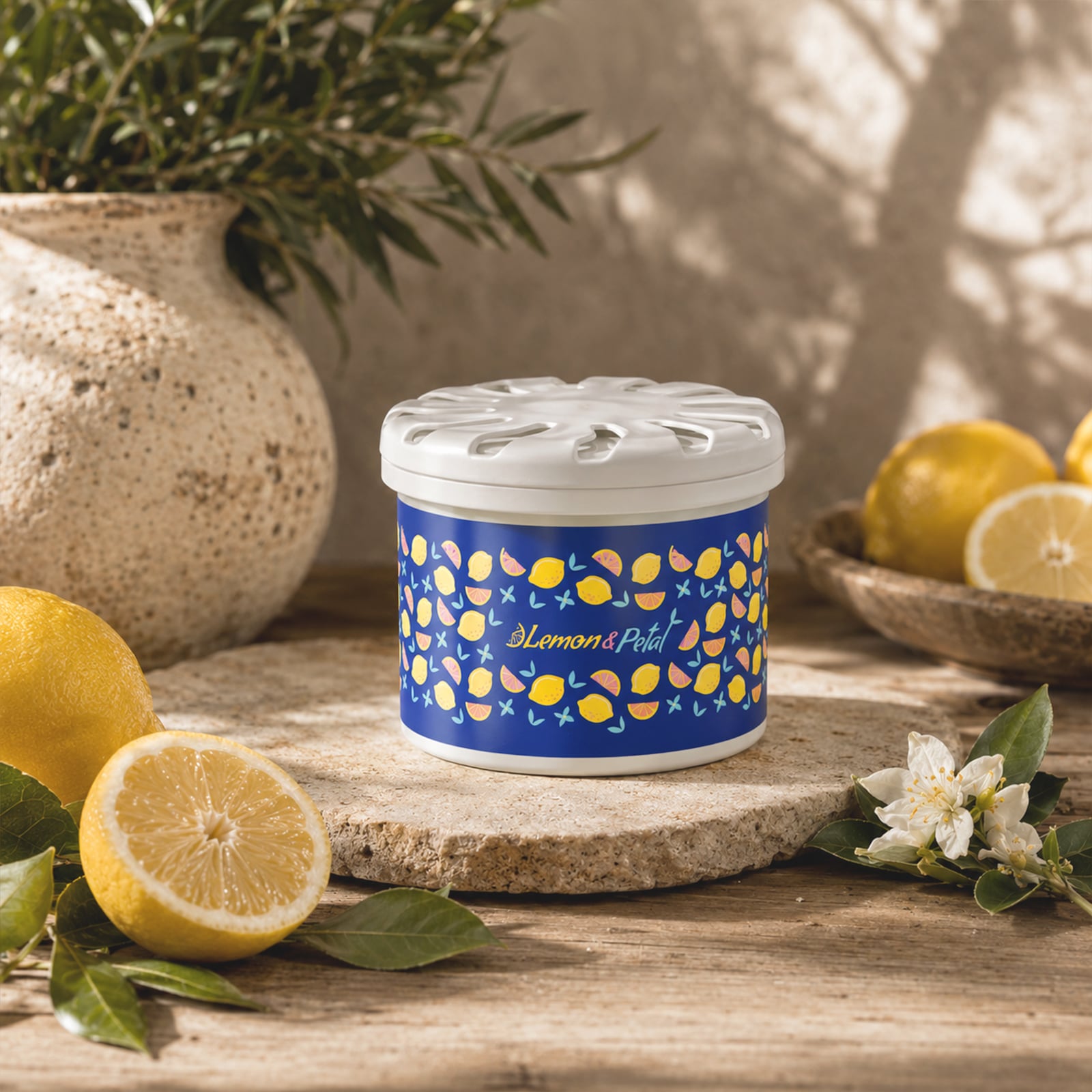 Bloom Fragrance Pot Lifestyleimage