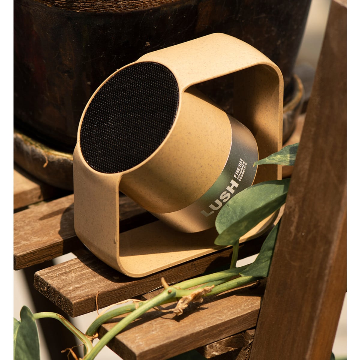 Kobra Wireless Speaker Lifestyle Kobra Wireless Speaker Lifestyle